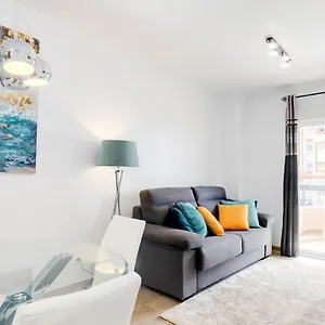  Apartamento Cozy Overlooking Estepona's Marina!